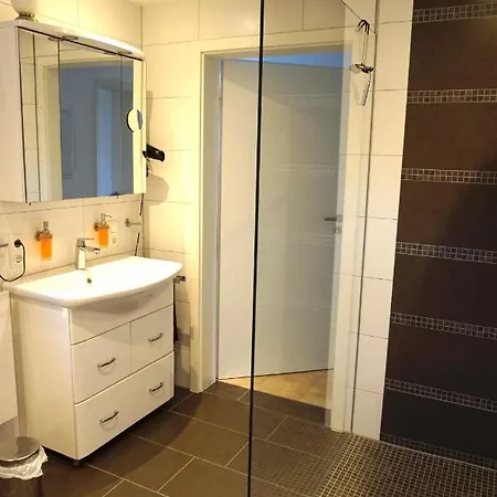 Tier- & Kinderfreundliches - Keine Monteure Holiday home Priesendorf